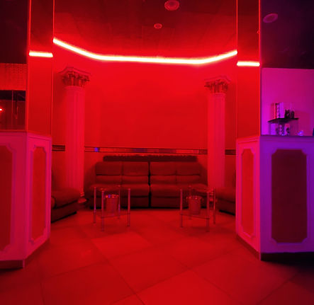 Monella Club