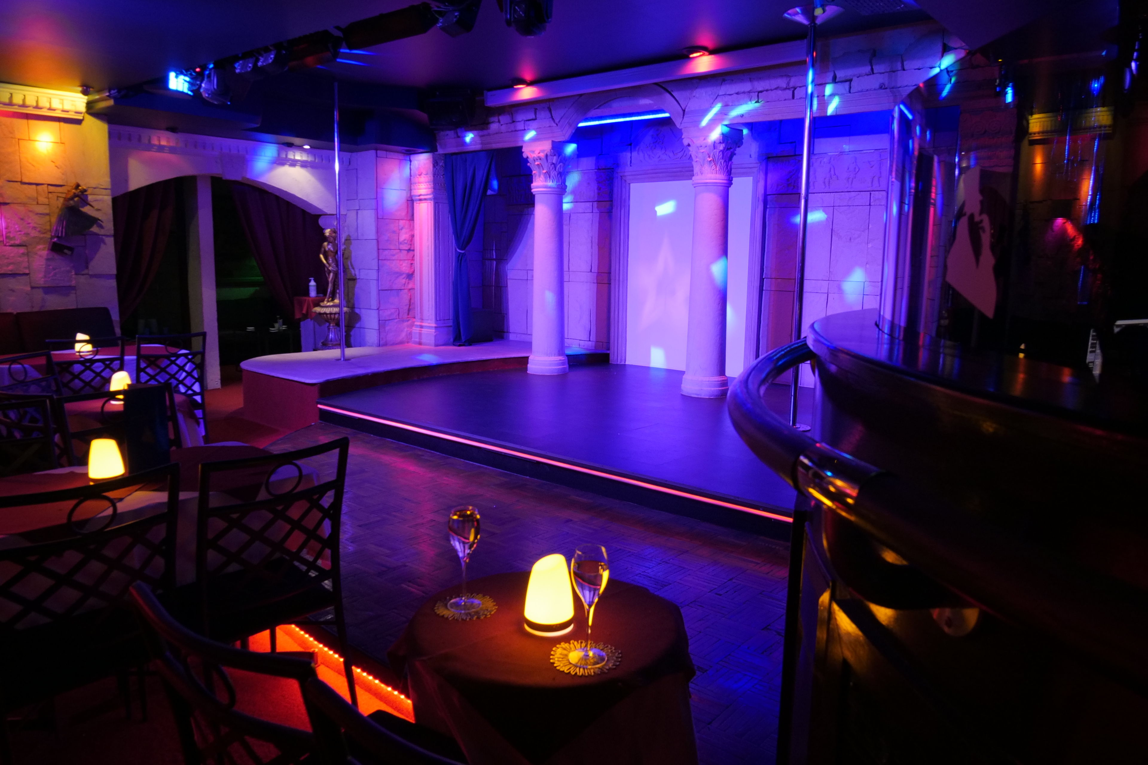 Brummell Night Club