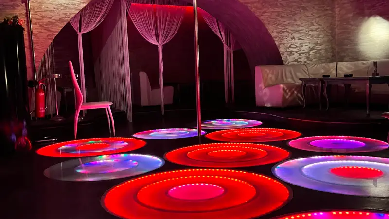 STUDIO 54