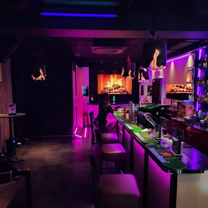 Lulu Bar