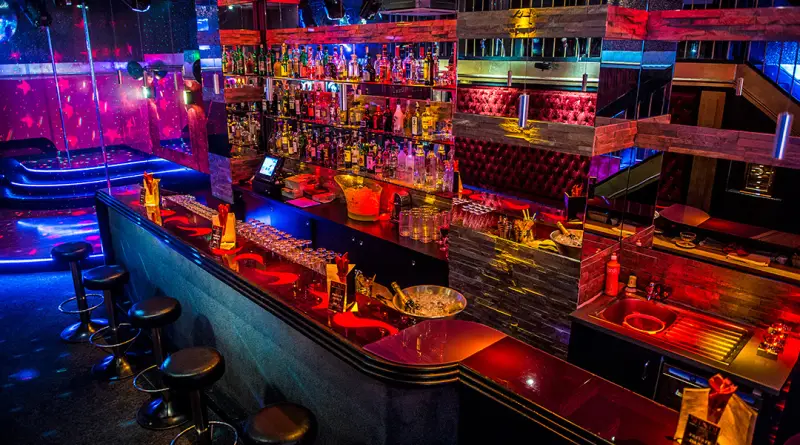 Sensi Strip & Table Dance